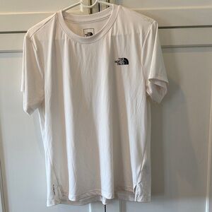 Size Large The North Face White Crewneck Short Sleeve Tee with Black Logo